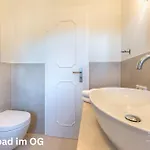 Wening-hüs - Wening Tri *
